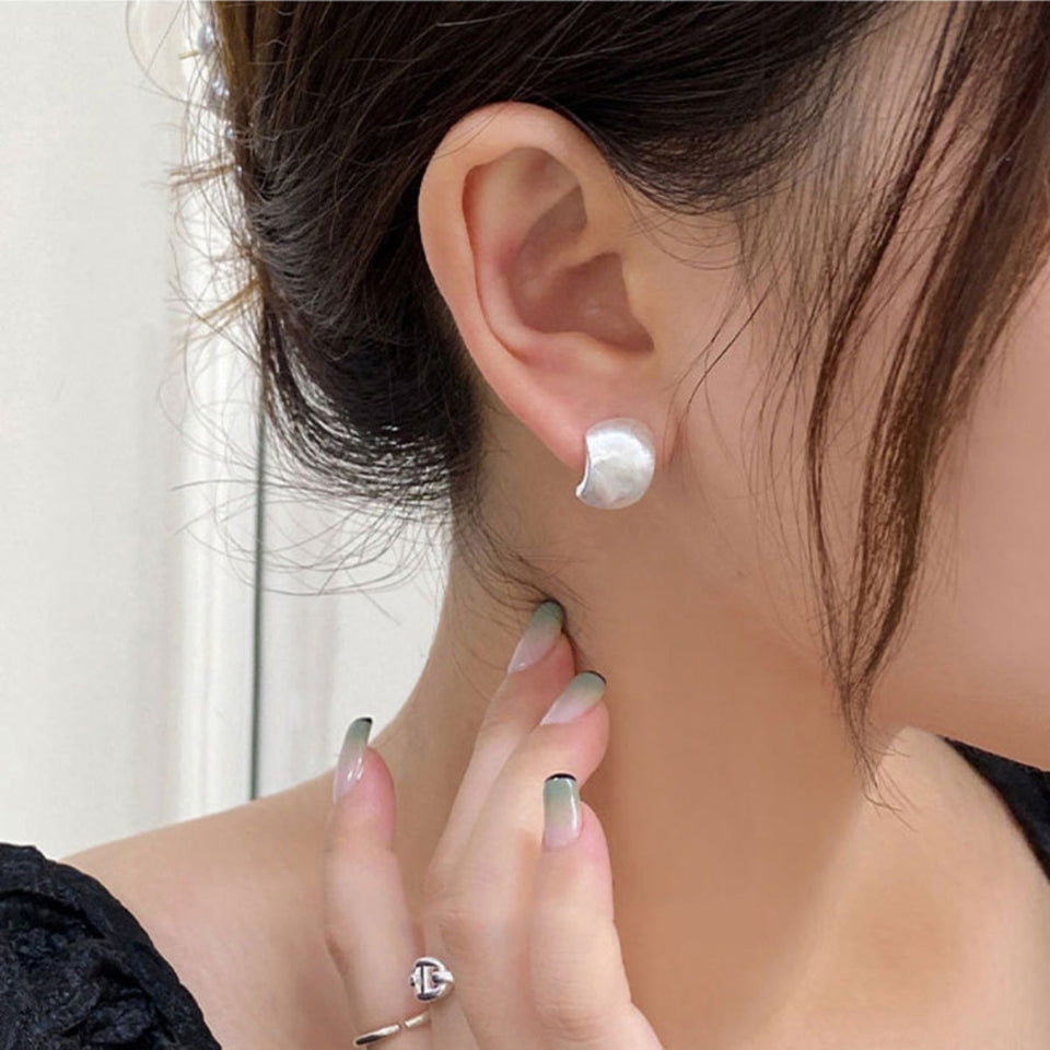 925 sterling silver stud earrings with a classic polished design.