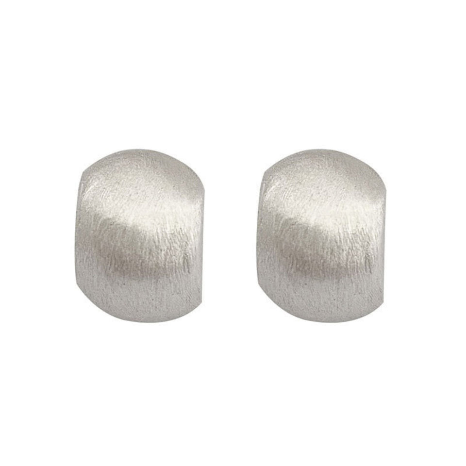 925 sterling silver stud earrings with a classic polished design.