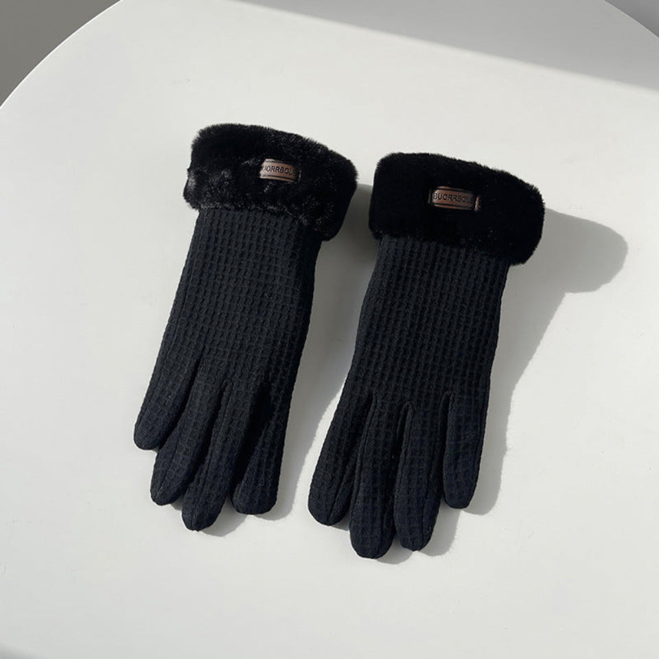 Women's thick warm touchscreen winter gloves with soft insulated fabric for everyday cold-weather wear.