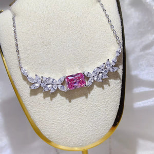 2 carat moissanite necklace crafted in 925 sterling silver with a brilliant sparkling gemstone pendant.