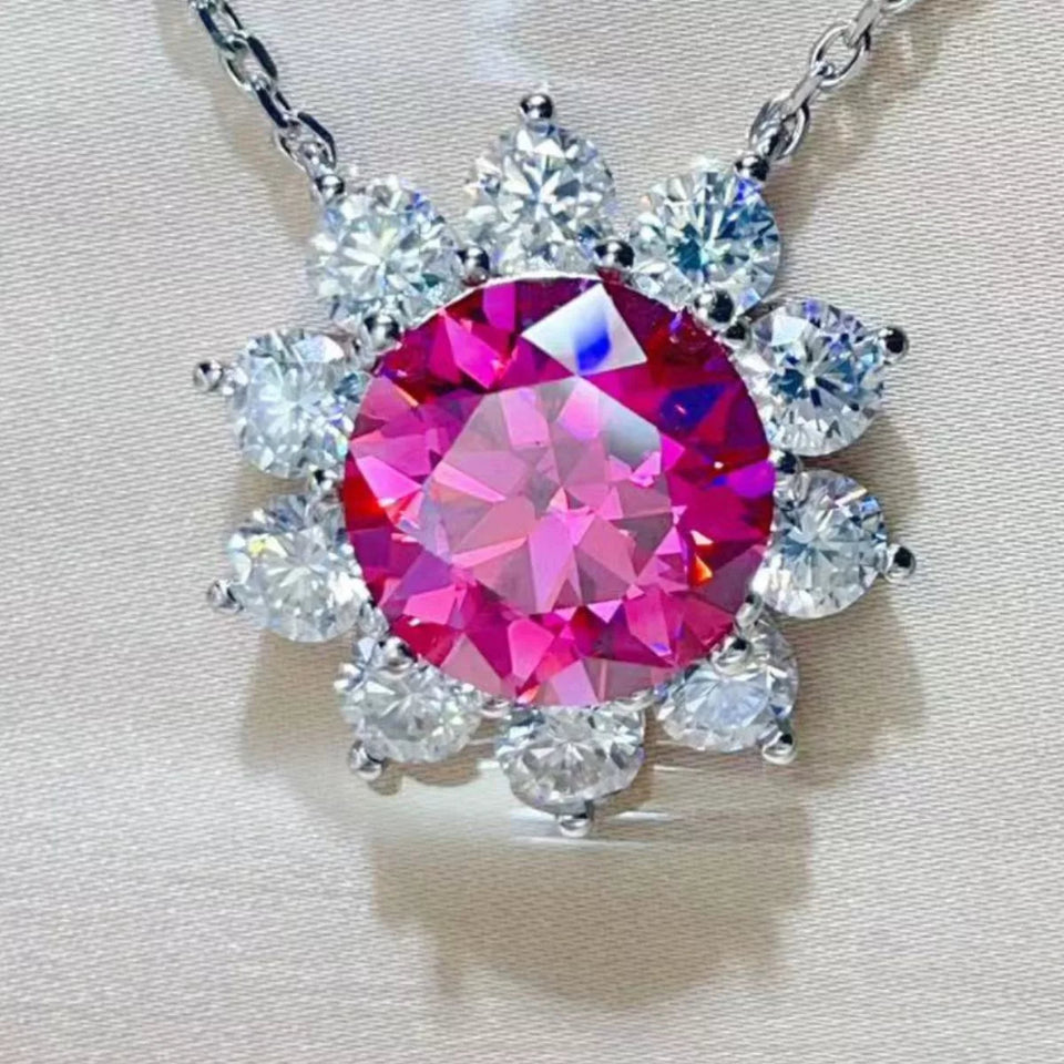5 carat moissanite pendant necklace in 925 sterling silver with a brilliant sparkling gemstone.