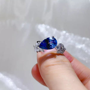 Luxury 3 carat moissanite ring in 925 sterling silver.