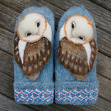 Cute owl knitted winter gloves for women with warm and cozy design.