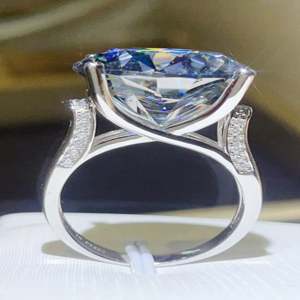 Luxury 20 Carat Moissanite Ring – 925 Sterling Silver ✨ - Royal Blue