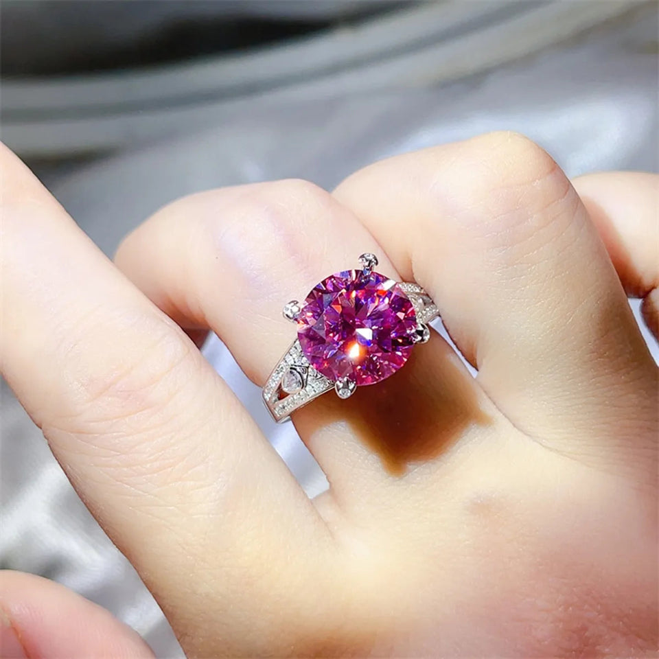 Luxury 3 carat moissanite engagement ring in 925 sterling silver.