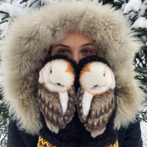 Cute owl knitted winter gloves for women with warm and cozy design.