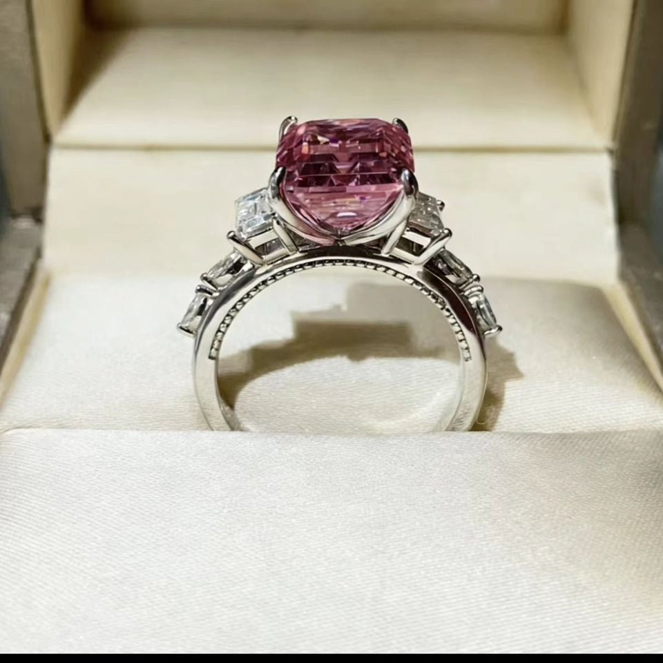 5 carat moissanite ring crafted in 925 sterling silver with a brilliant sparkling gemstone.