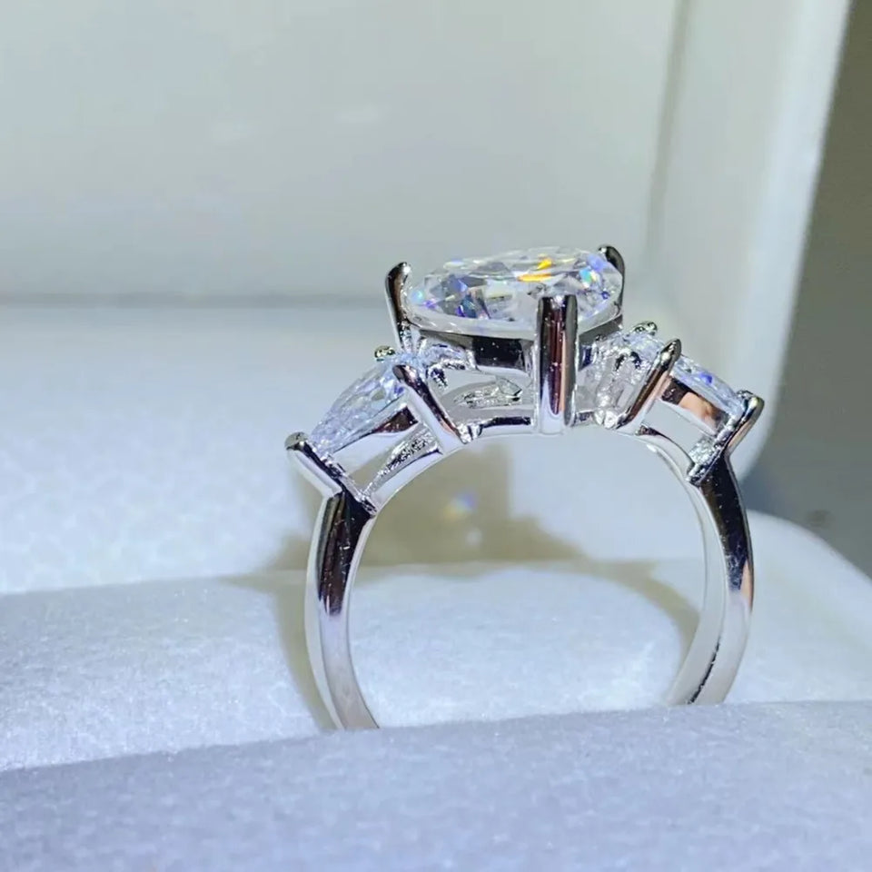 3 carat moissanite ring crafted in 925 sterling silver with a brilliant sparkling gemstone.