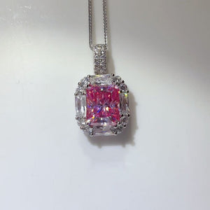 5 carat moissanite pendant necklace crafted in 925 sterling silver with a brilliant sparkling gemstone.