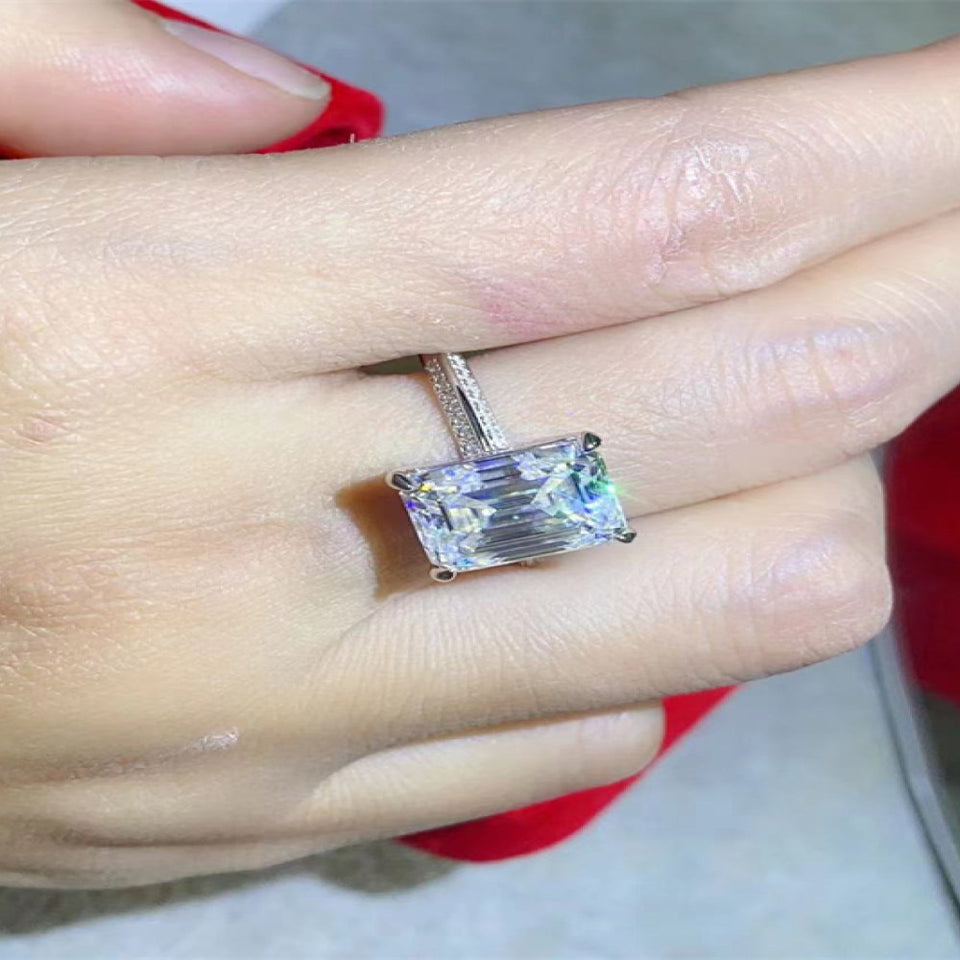 5 carat moissanite platinum-plated ring with a brilliant sparkling gemstone.