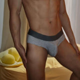 Soft men's combed cotton boxer briefs with comfortab