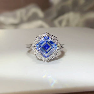 3 carat moissanite ring crafted in 925 sterling silver with a brilliant sparkling gemstone.