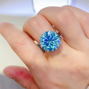 5 carat moissanite ring crafted in 925 sterling silver with a brilliant sparkling gemstone.